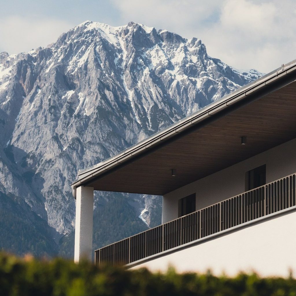 DSC01530-1-aspect-ratio-1-1