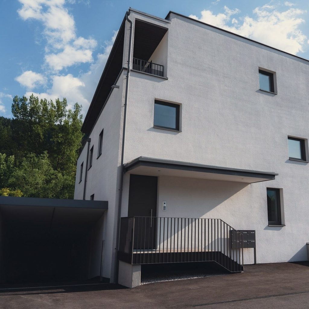 DSC01602-1-aspect-ratio-1-1